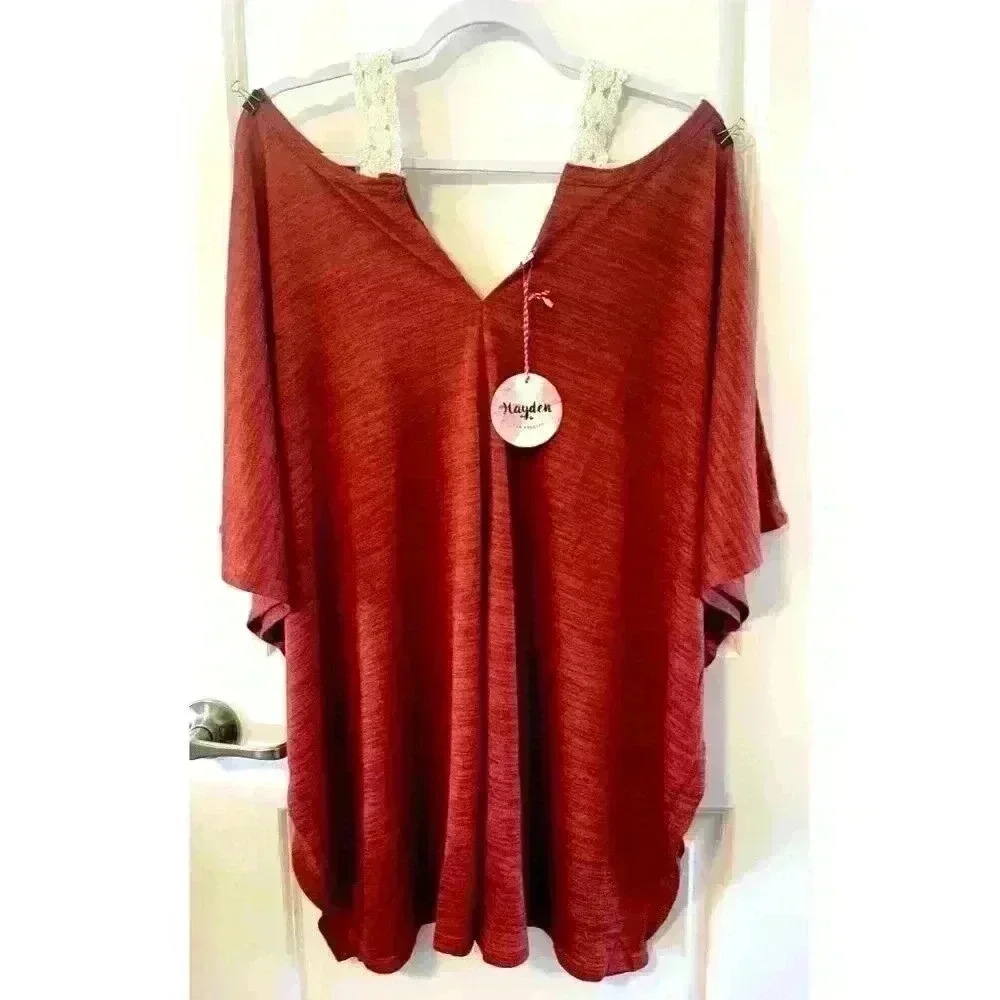 NWT Hayden Los Angeles Top Size L Rust Orange/Red Cold Shoulder Crochet strap